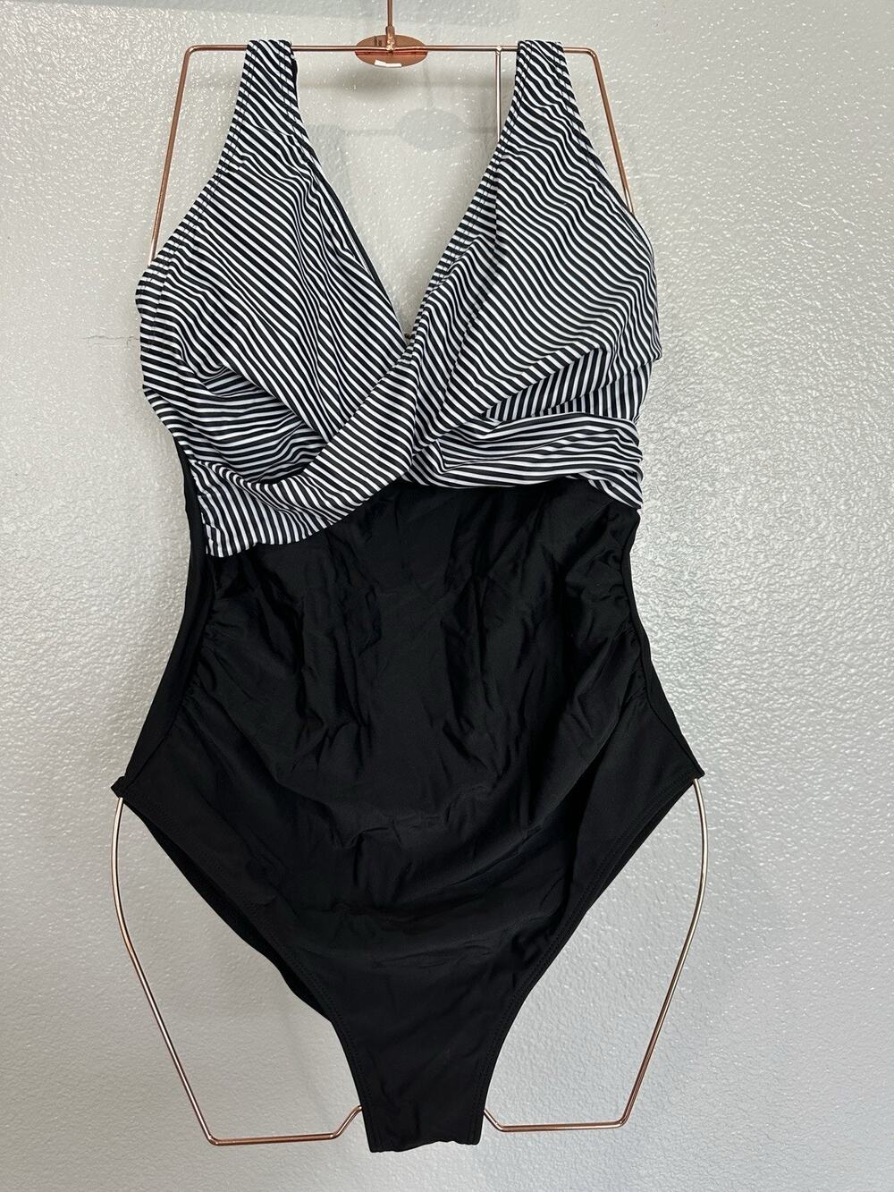 SummerSunshine Womens Size M Front Cross Maternity 1 Piece Swimsuit